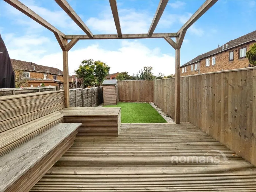 Bridport Close, Lower Earley, RG6, photo 10