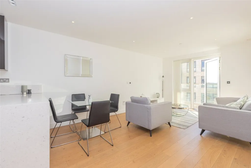 Longfield Avenue, Ealing, W5, photo 8