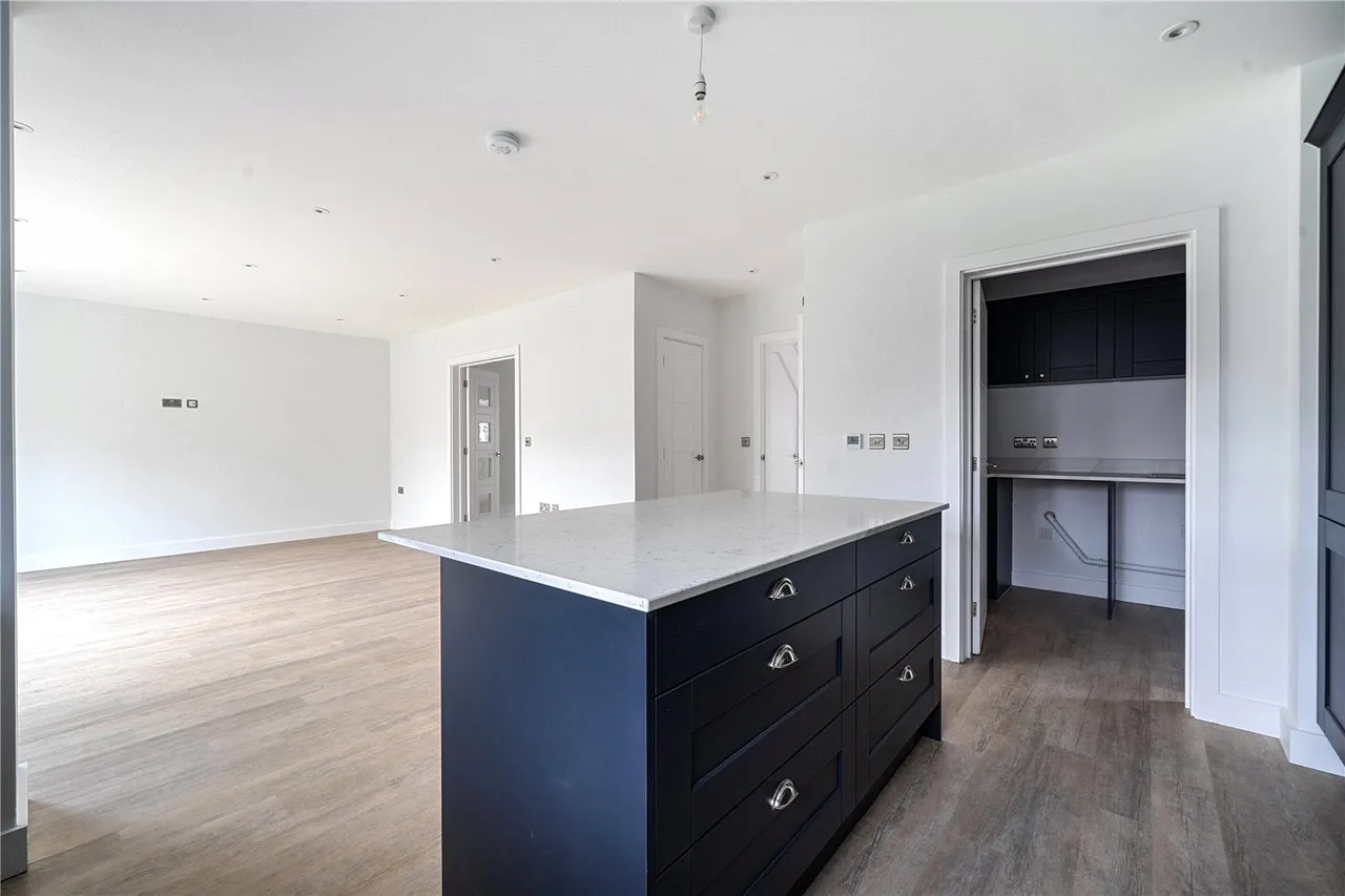 The Meadow, Swallowfield, Berkshire, RG7 1RJ, photo 11