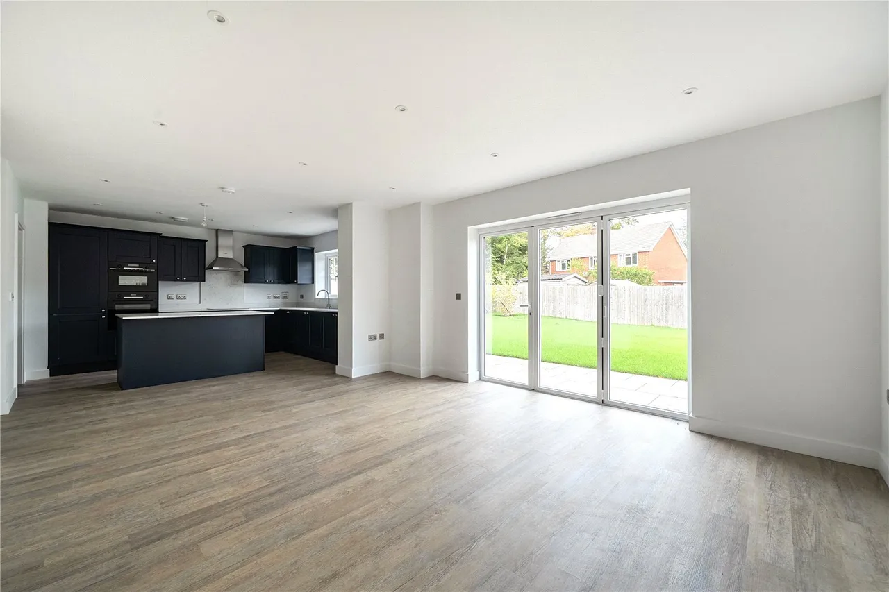 The Meadow, Swallowfield, Berkshire, RG7 1RJ, photo 5