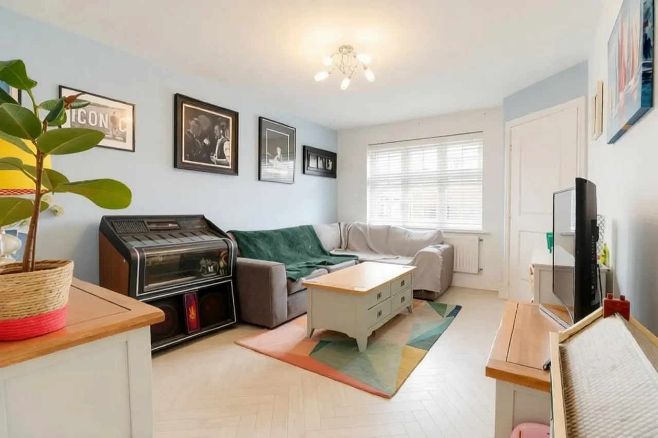 Northburgh Avenue, Stafford, photo 8