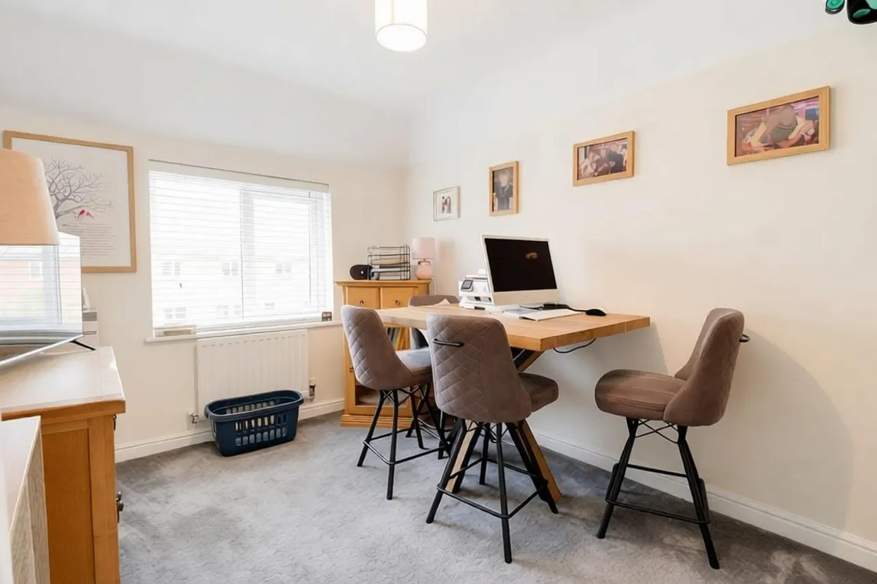 Northburgh Avenue, Stafford, photo 16