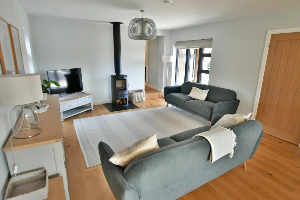 Framptons Courtyard, Holtwood, BH21, photo 9