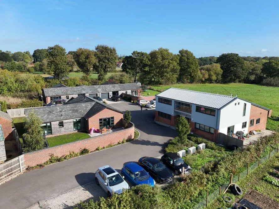 Framptons Courtyard, Holtwood, BH21, photo 26