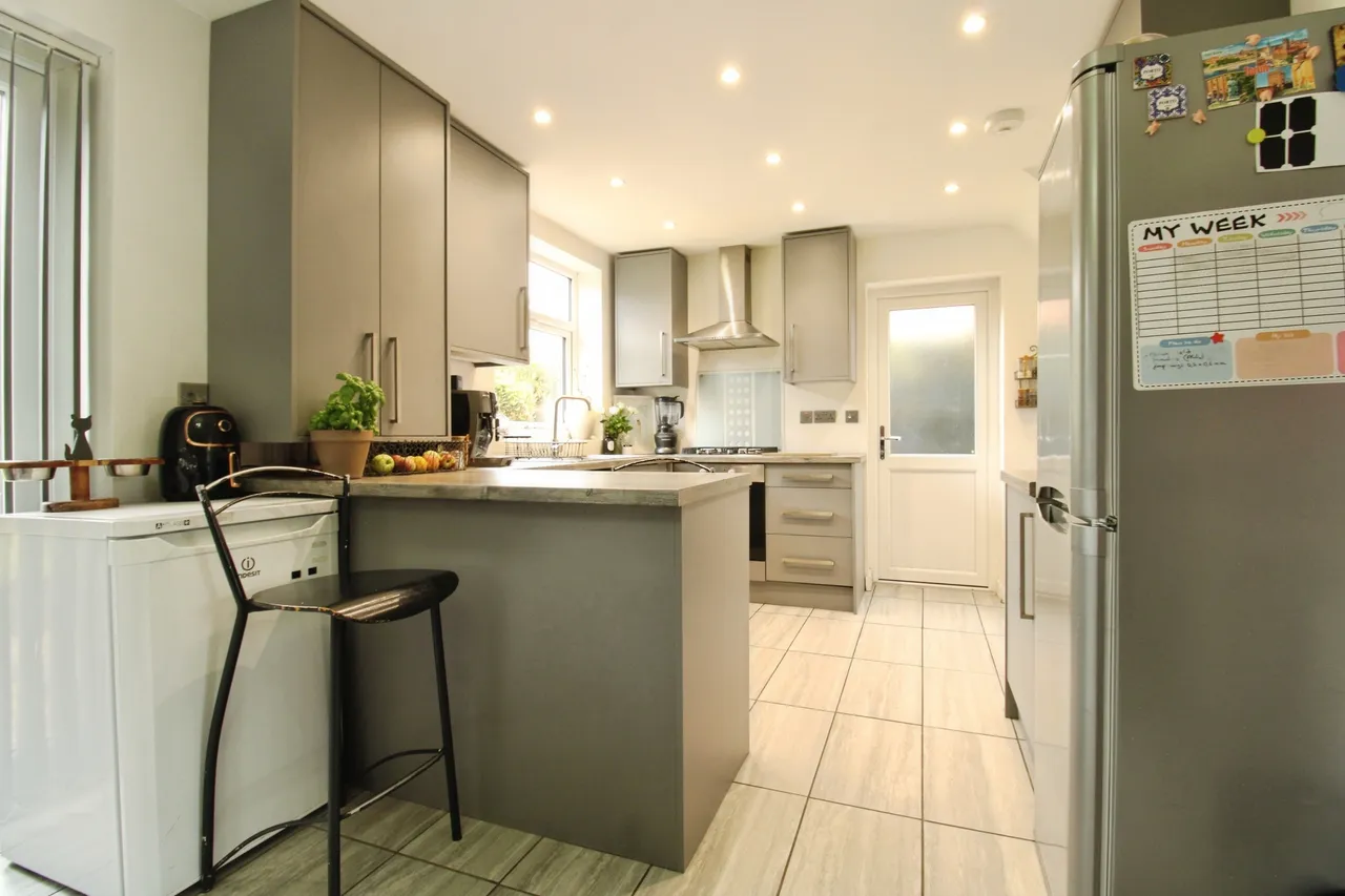 Ashby Rise, Great Glen, LE8, photo 3
