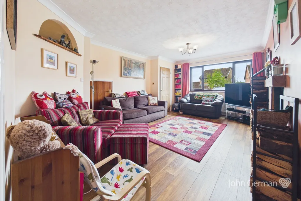 Sandpiper Drive, Uttoxeter, photo 4