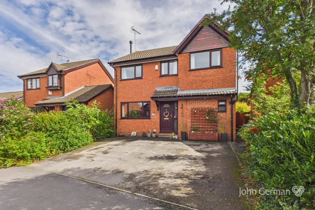 Sandpiper Drive, Uttoxeter, photo 20