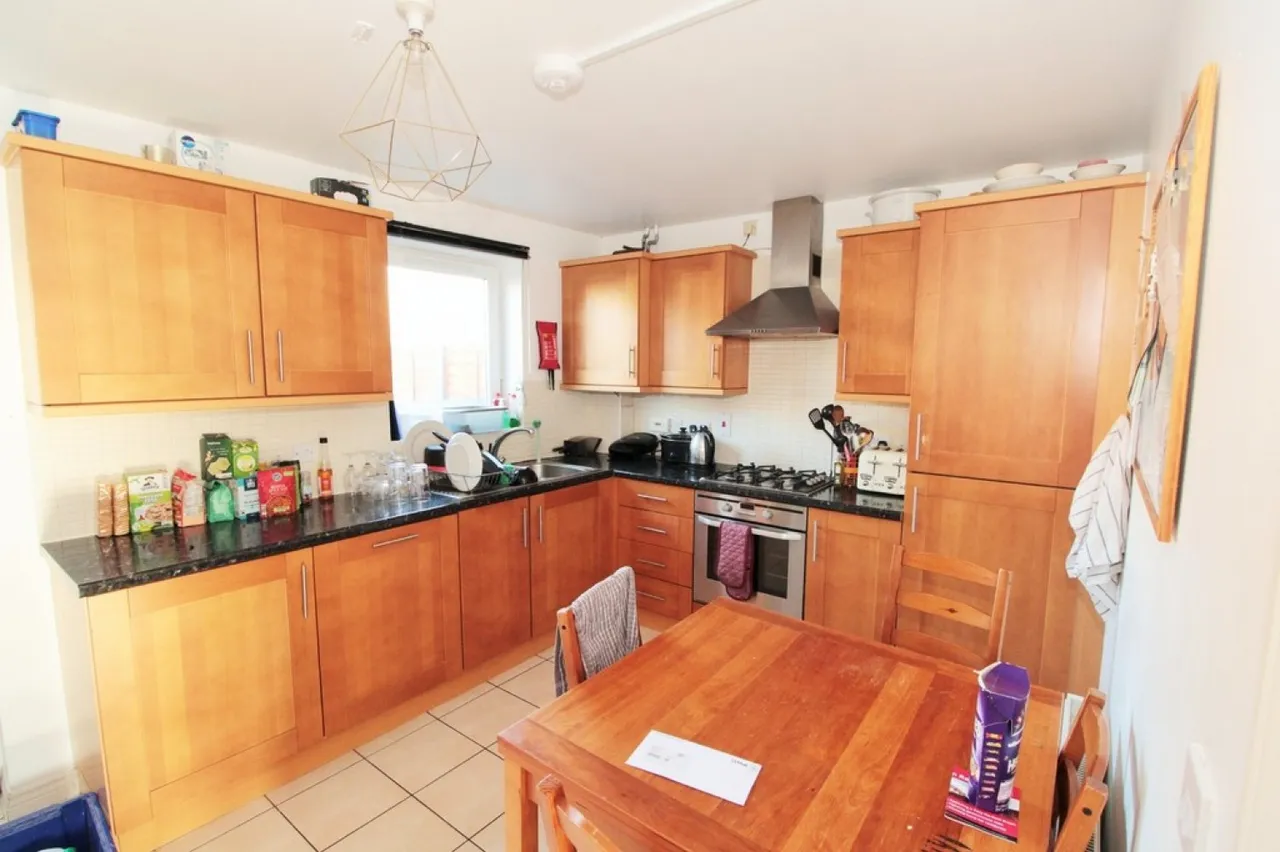 Meadow Way, Caversham, RG4, photo 6