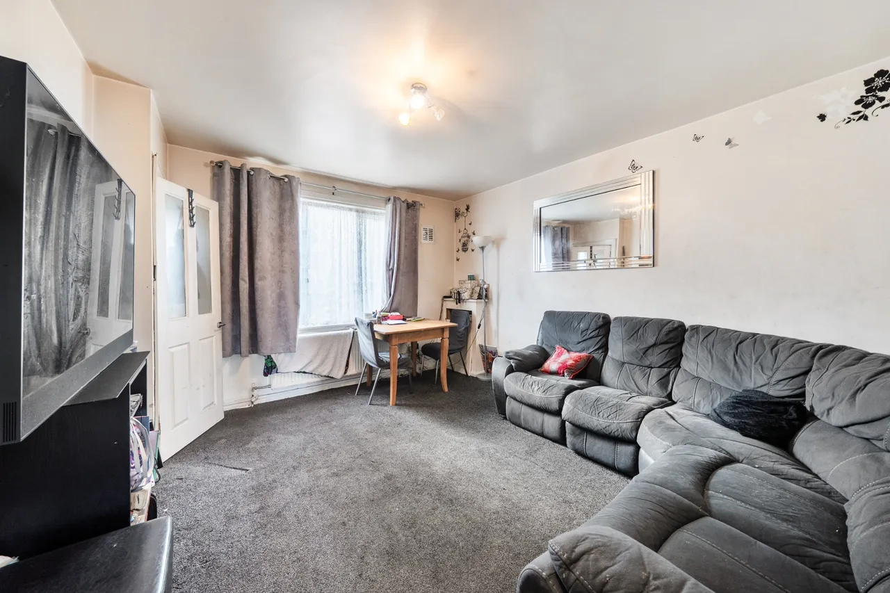 Rosedale Avenue, Hayes, UB3, photo 4