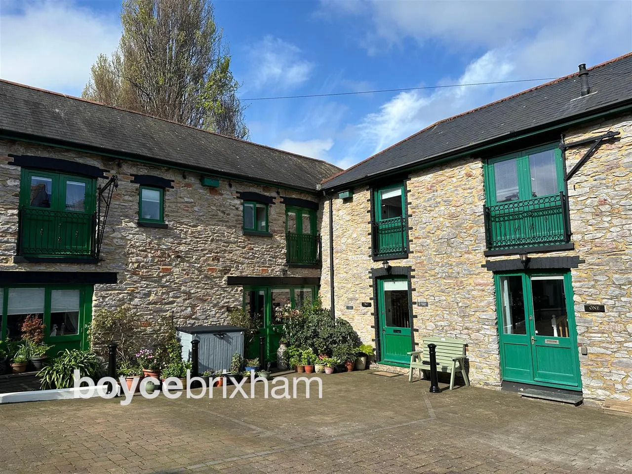 2 bed house to rent, Greenswood Road, Brixham