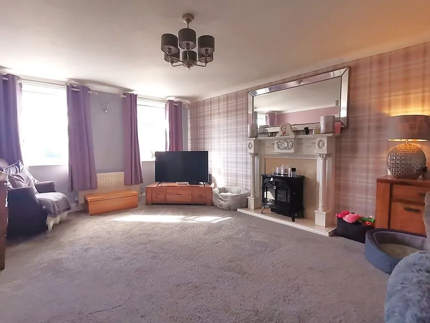 Fairfield Close, Stockton-on-Tees, Durham, TS19, photo 5