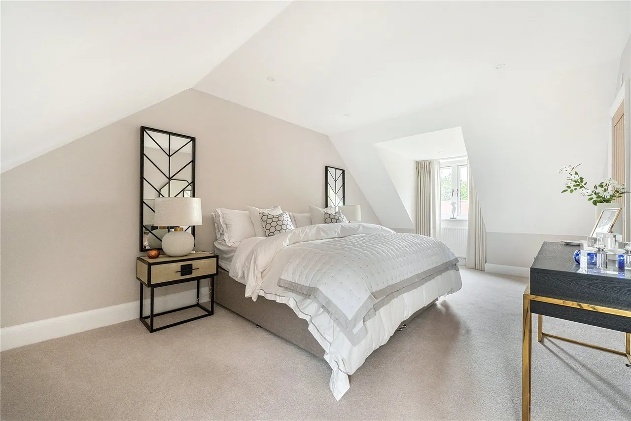 Brookwood Road, Petersfield, GU31, photo 26
