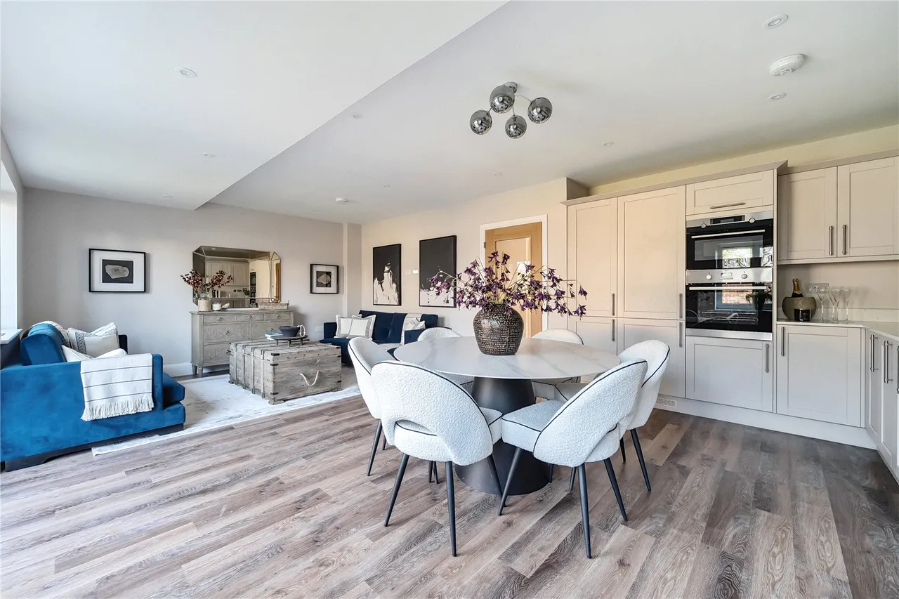 Brookwood Road, Petersfield, GU31, photo 4