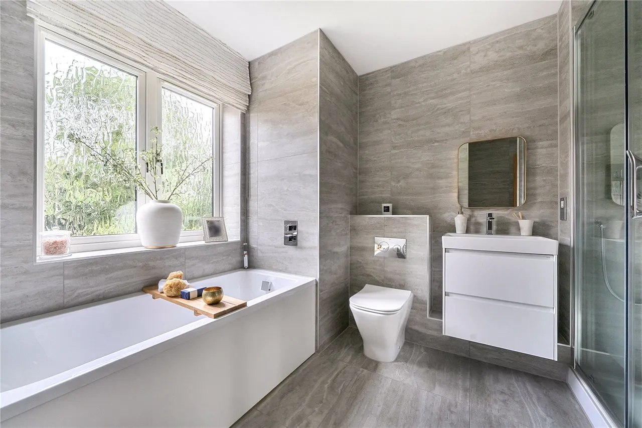 Brookwood Road, Petersfield, GU31, photo 6