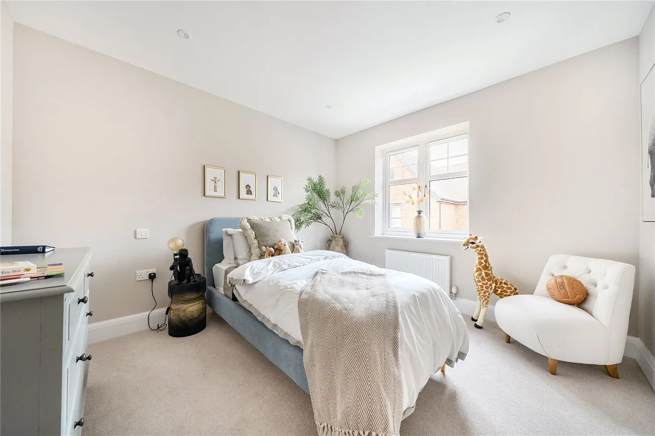 Brookwood Road, Petersfield, GU31, photo 8