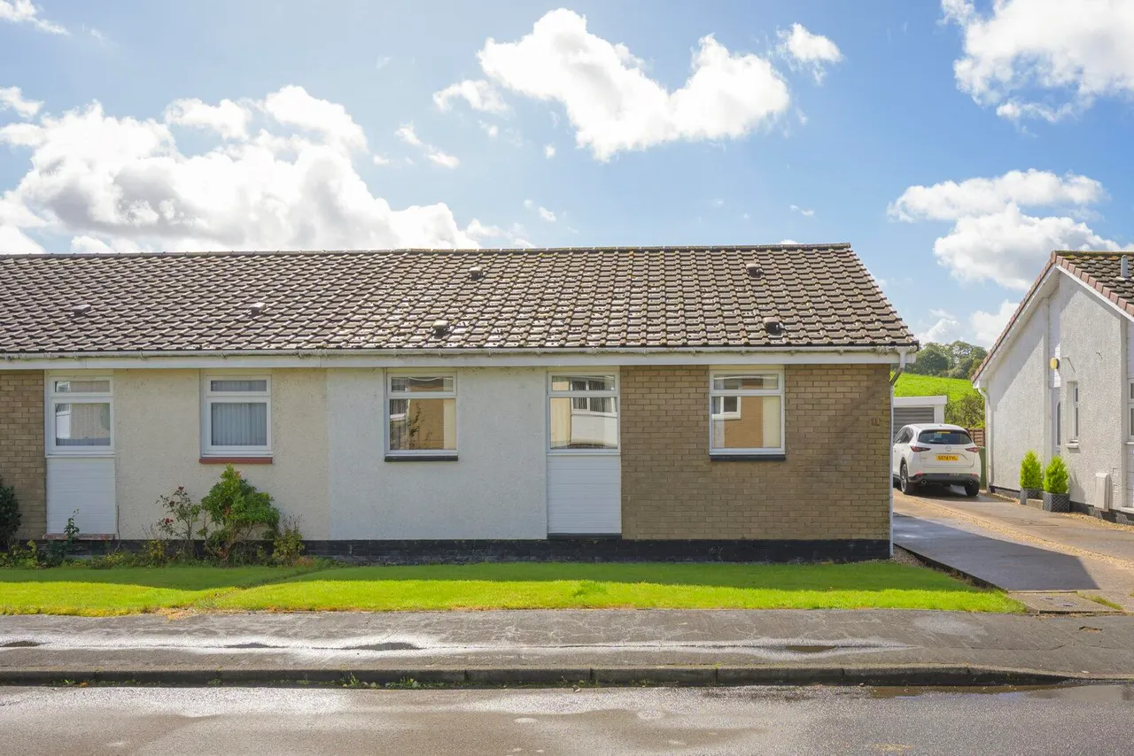 Barbeth Gardens, Cumbernauld, G67 4SE, photo 26