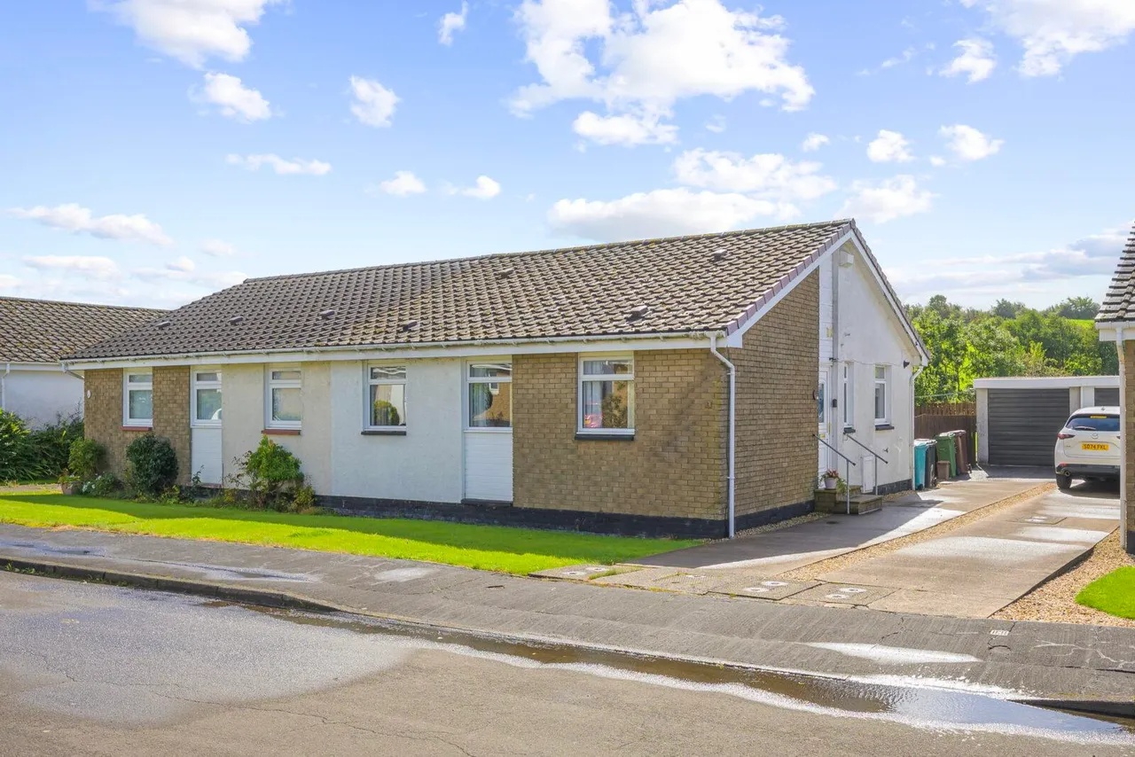 Barbeth Gardens, Cumbernauld, G67 4SE, photo 27