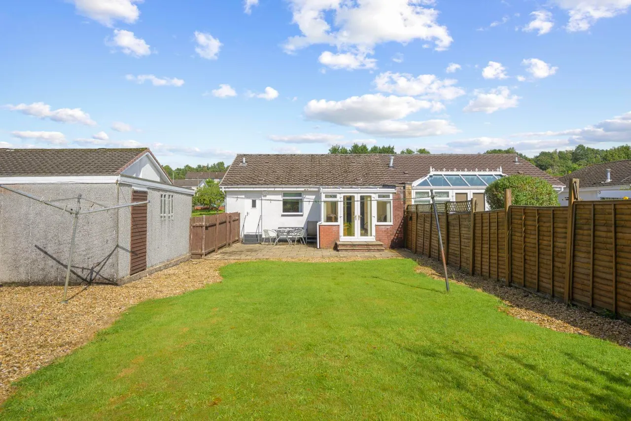 Barbeth Gardens, Cumbernauld, G67 4SE, photo 25