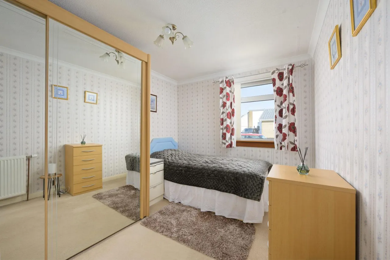 Barbeth Gardens, Cumbernauld, G67 4SE, photo 16