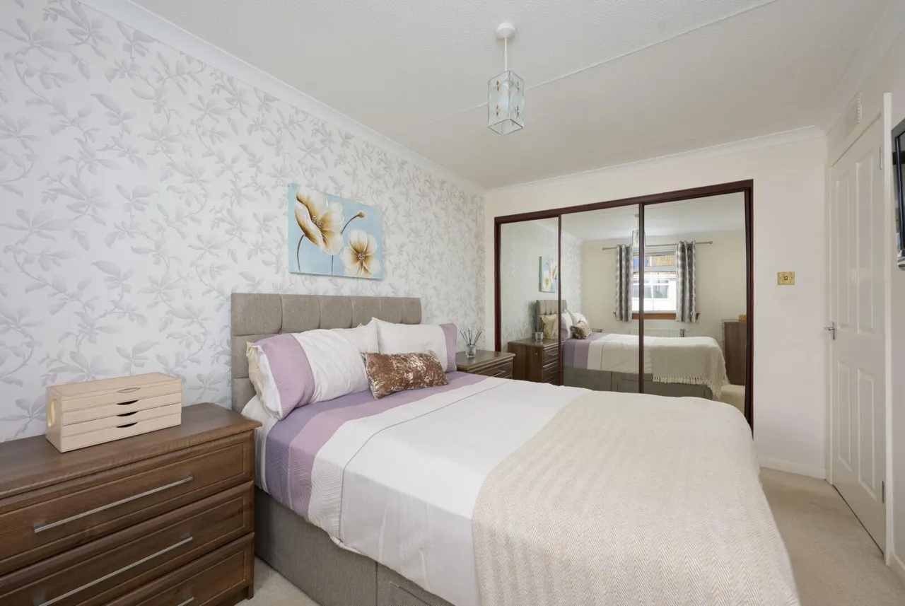 Barbeth Gardens, Cumbernauld, G67 4SE, photo 12