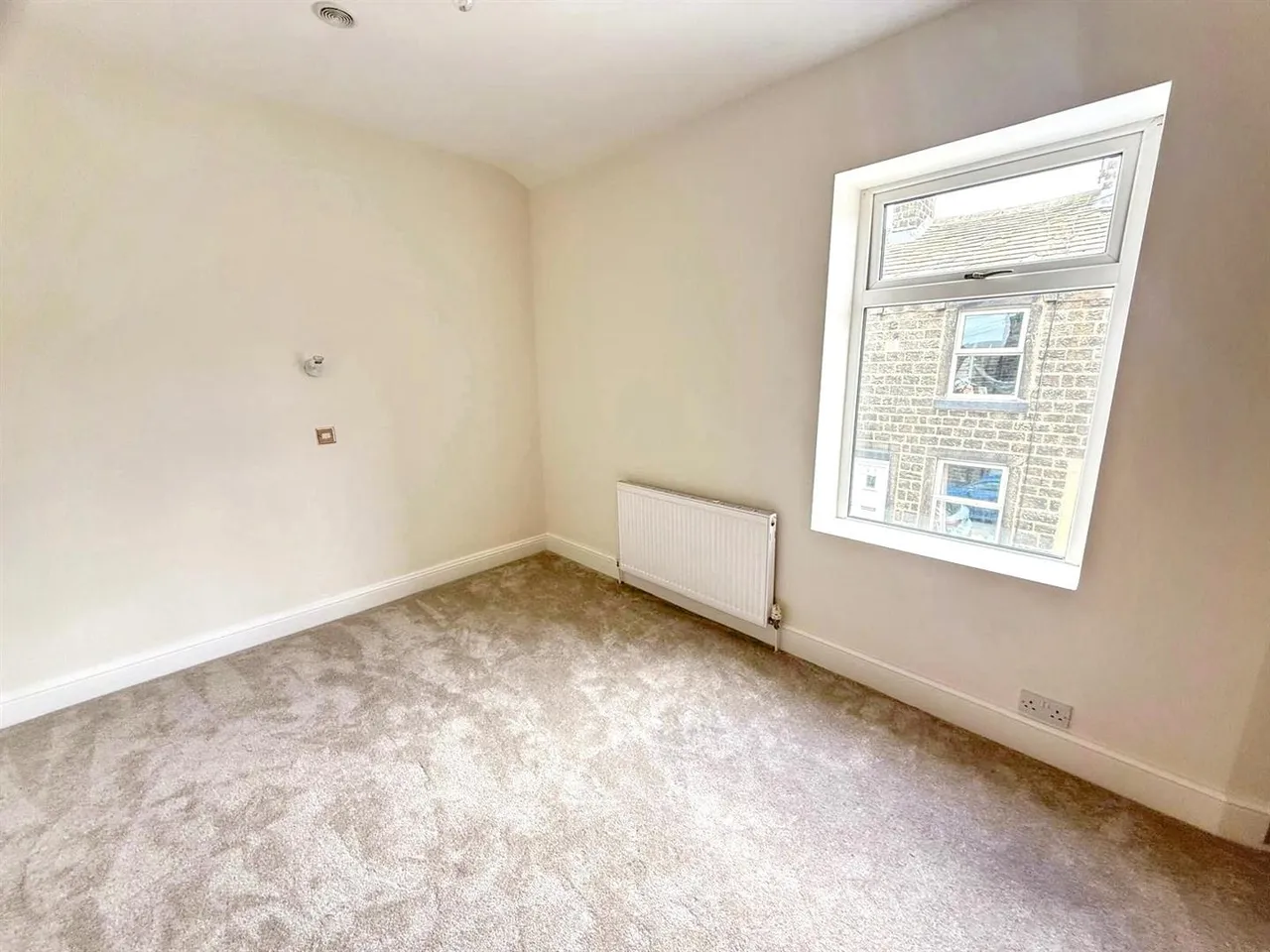 Gibb Street, Cowling, BD22 0BJ, photo 9