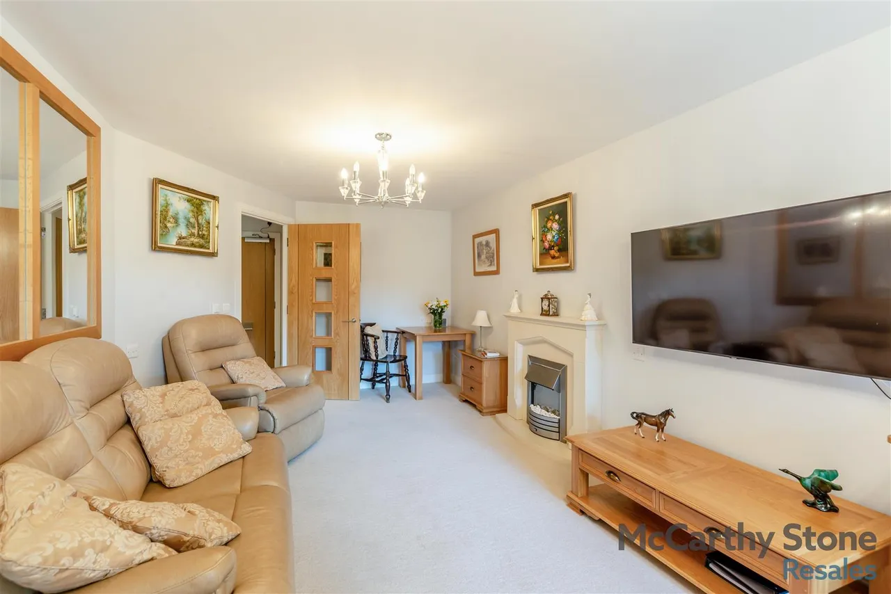 Wood Road, Wolverhampton, WV6, photo 4