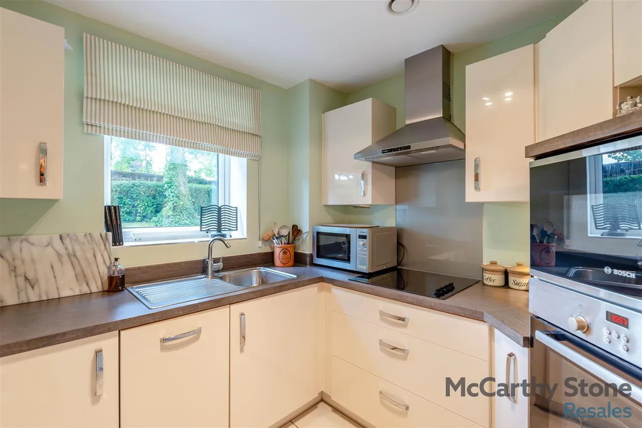 Wood Road, Wolverhampton, WV6, photo 10