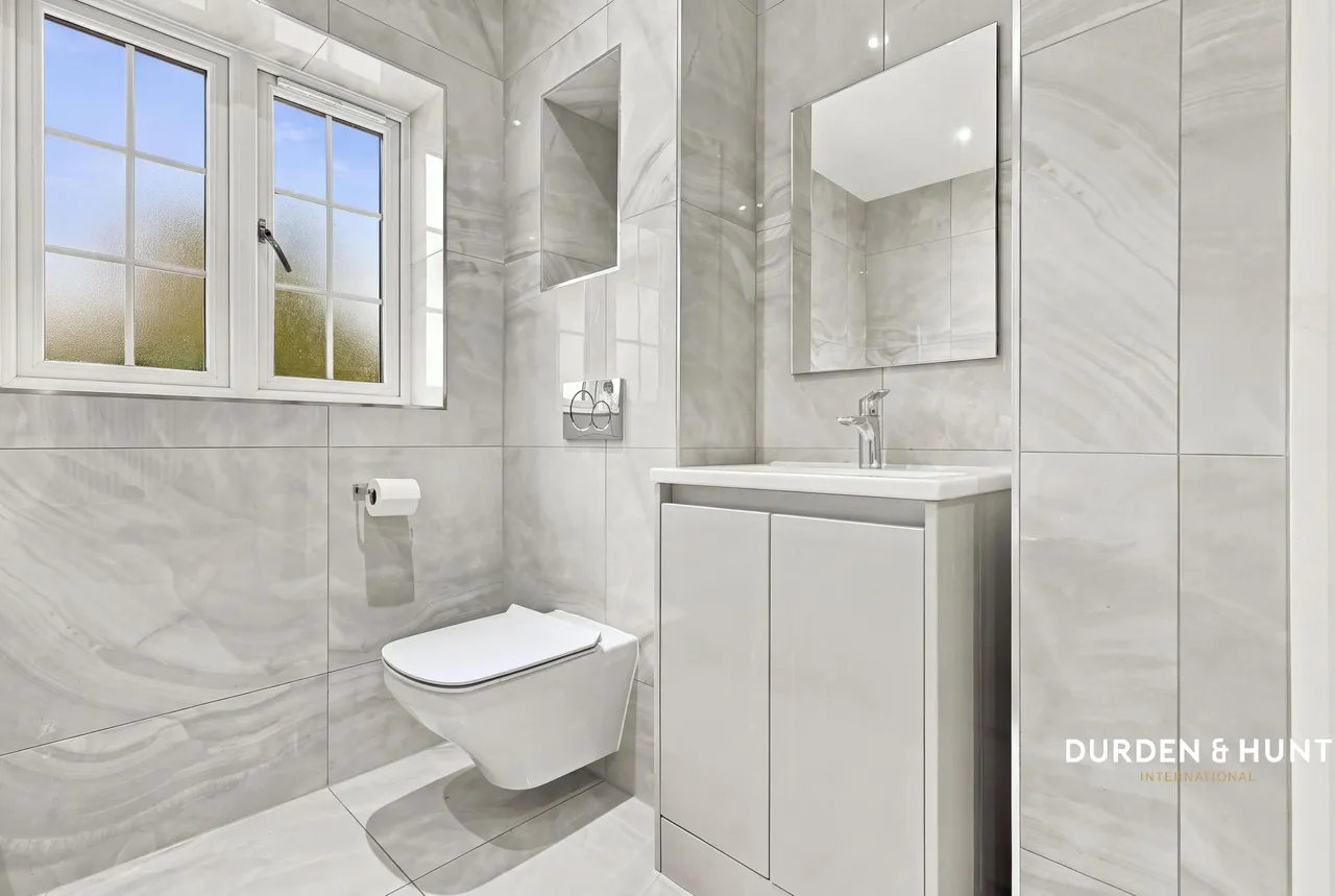 High Grove, Benfleet, SS7, photo 14