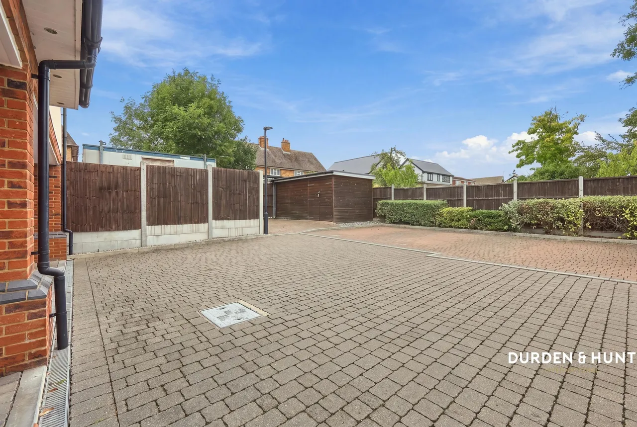 High Grove, Benfleet, SS7, photo 19