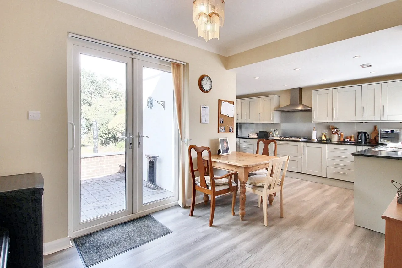 Chaffinch Avenue, Croydon, Croydon, CR0 7SF, photo 2