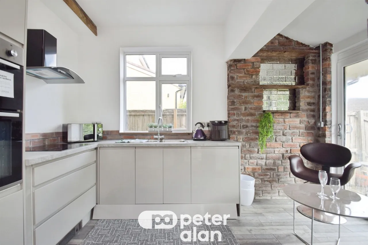 Tycoch Road, Swansea, SA2, photo 7