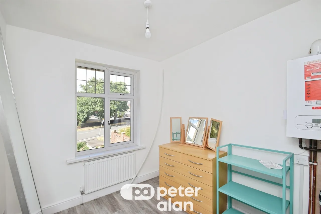 Tycoch Road, Swansea, SA2, photo 16