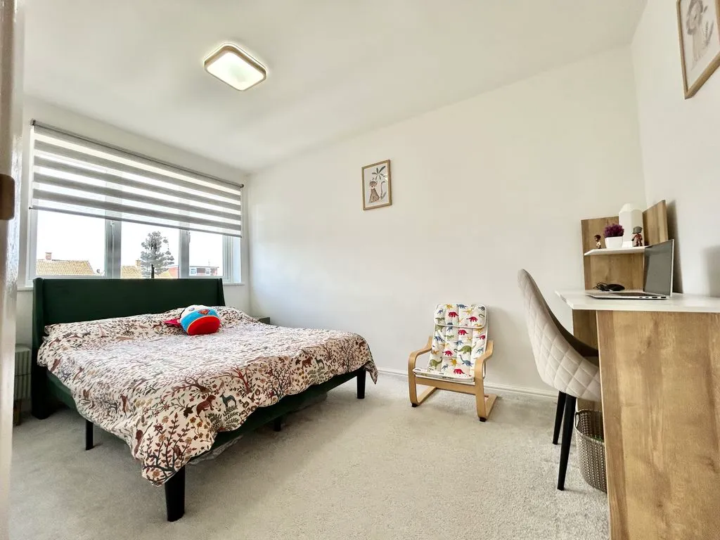 Tomlinson Avenue, Luton LU4 0UL, photo 10