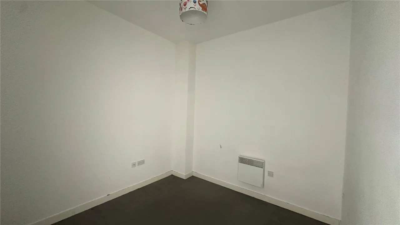 Vicarage Farm Road, Peterborough, Cambridgeshire, PE1, photo 15