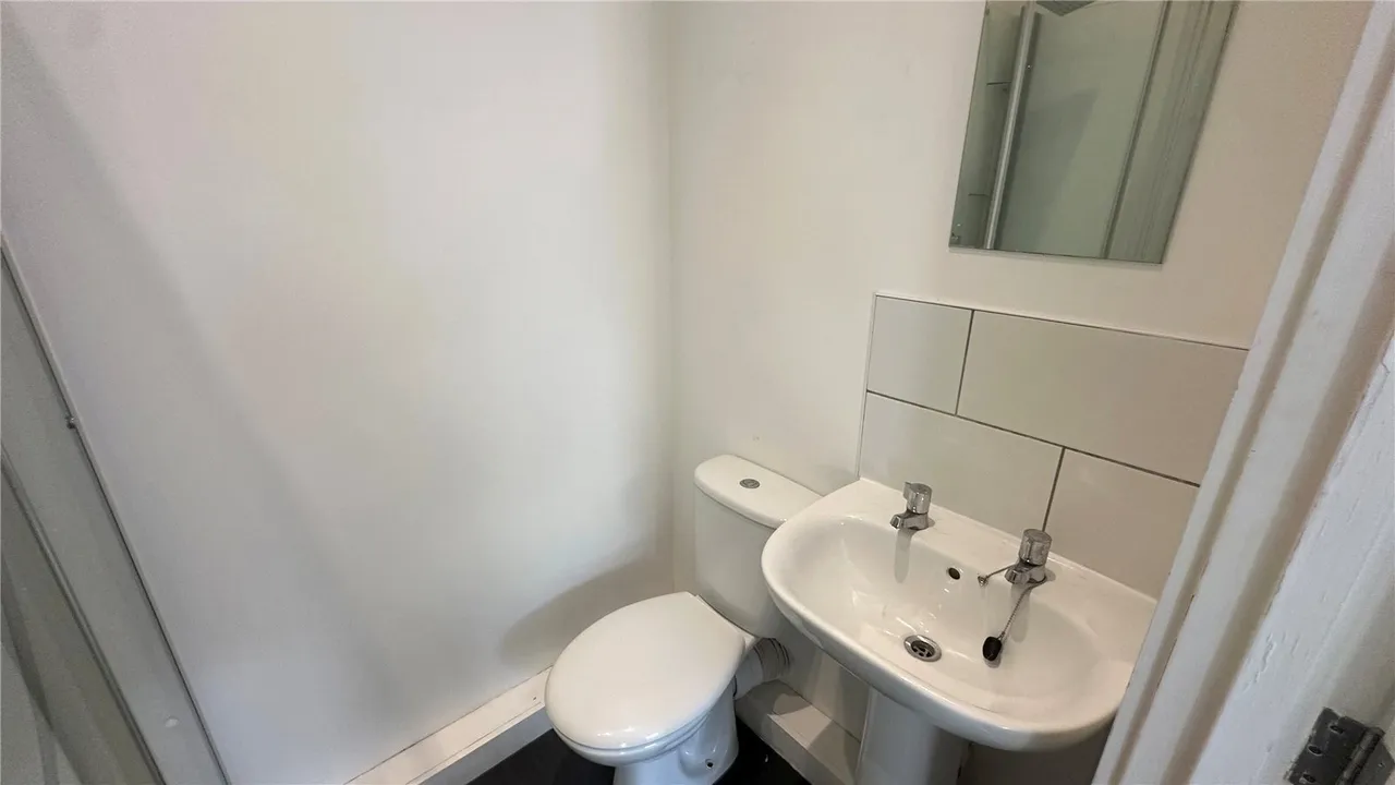 Vicarage Farm Road, Peterborough, Cambridgeshire, PE1, photo 14