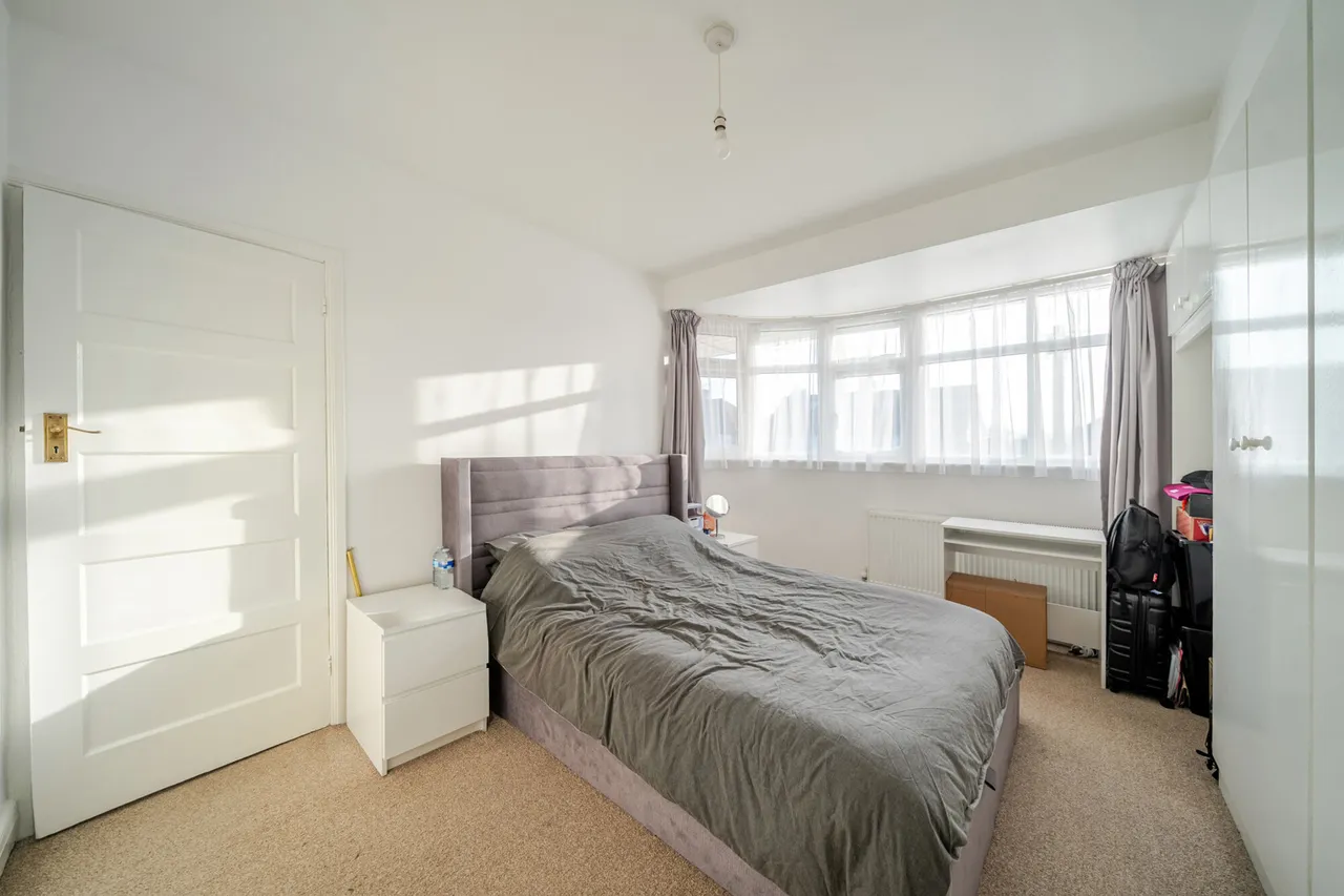 Ferncroft Avenue, Ruislip, HA4, photo 6