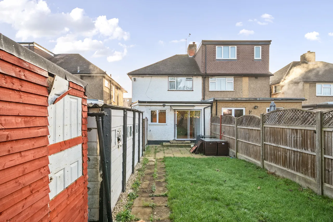 Ferncroft Avenue, Ruislip, HA4, photo 12