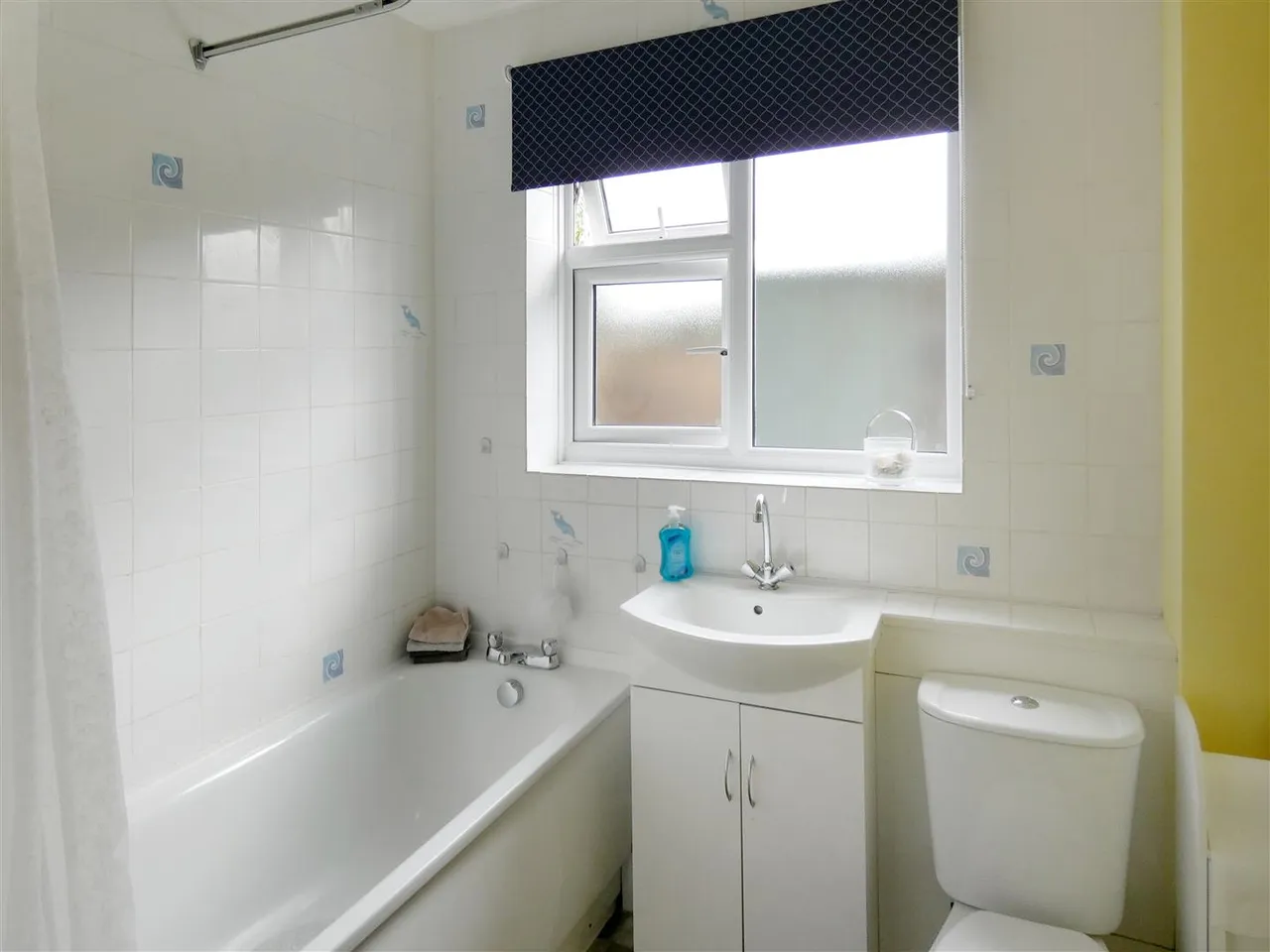 The Winter Knoll, Littlehampton, photo 11