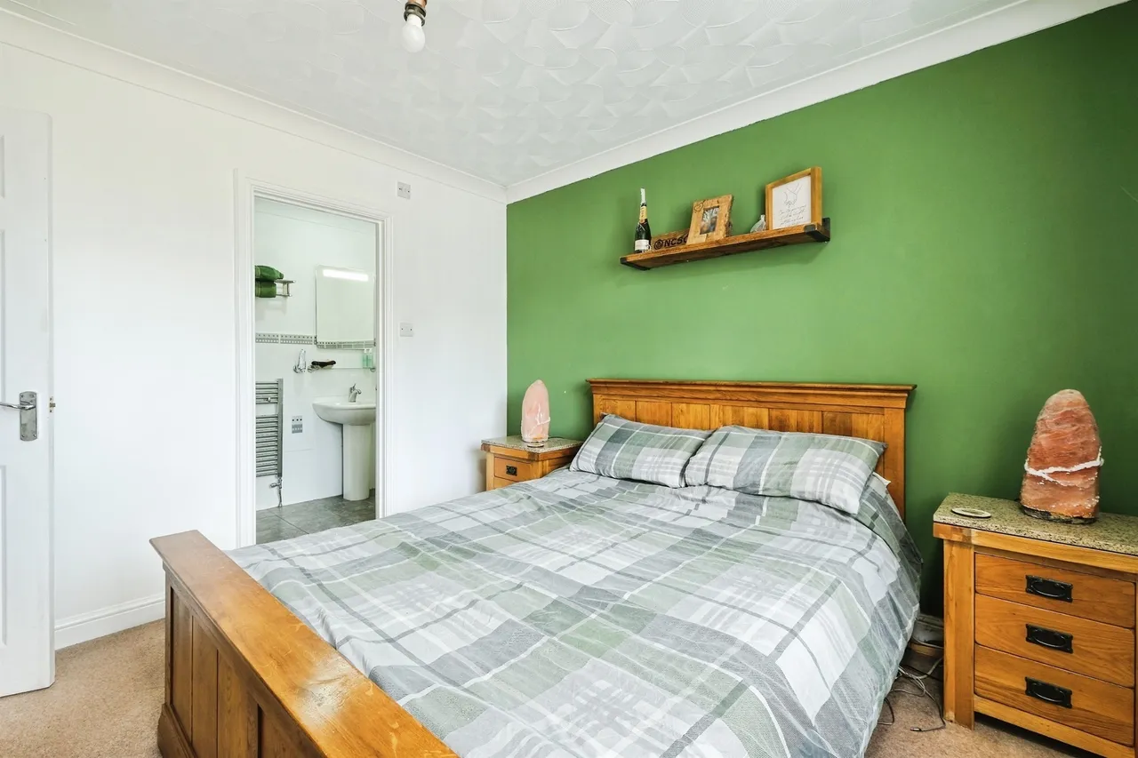 Loughor Road, Swansea, SA4, photo 15