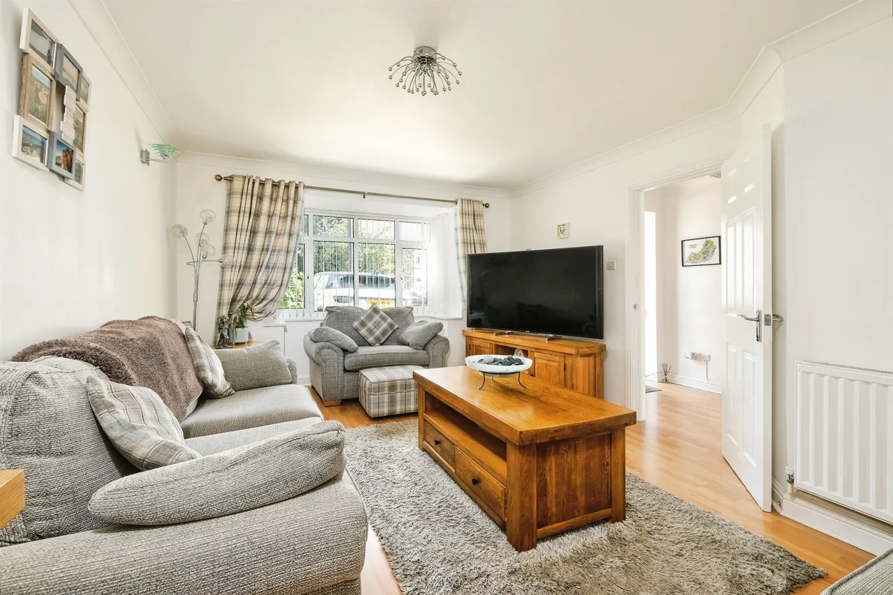 Loughor Road, Swansea, SA4, photo 4