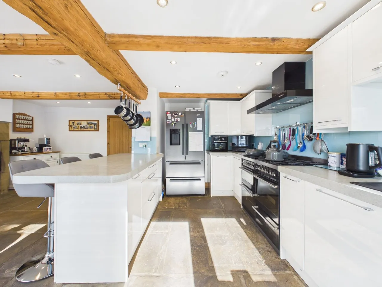 Longwood Road, Longwood, HD3, photo 5