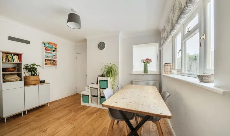 Albert Road, Ashtead, KT21, photo 5