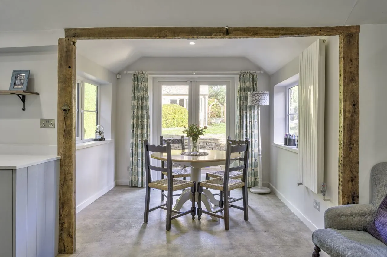 School Lane, South Cerney, GL7, photo 20