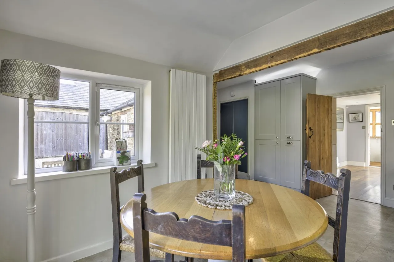 School Lane, South Cerney, GL7, photo 11