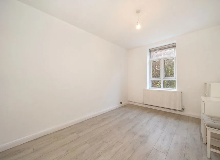 Homerton Road, Hackney, E9, photo 2