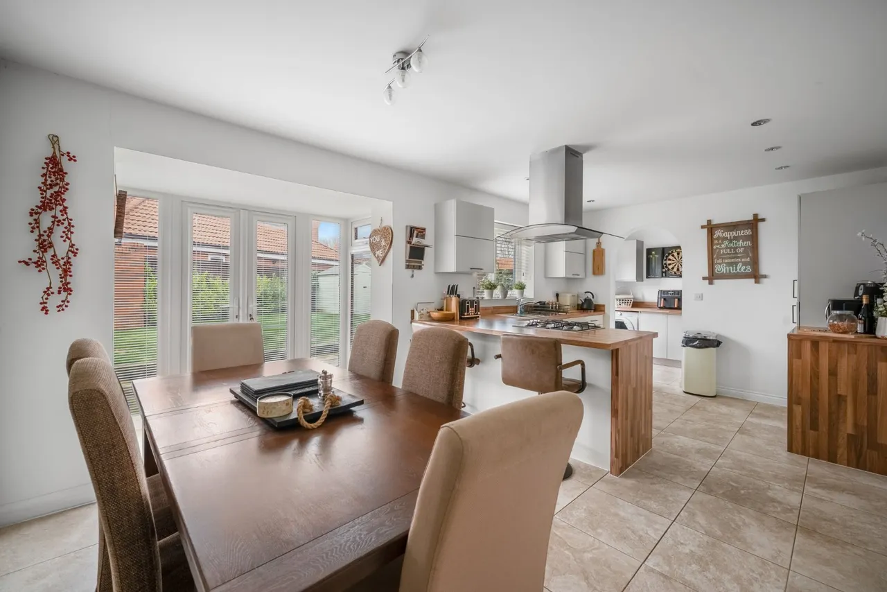 Swale Close, Langthorpe, YO51, photo 5