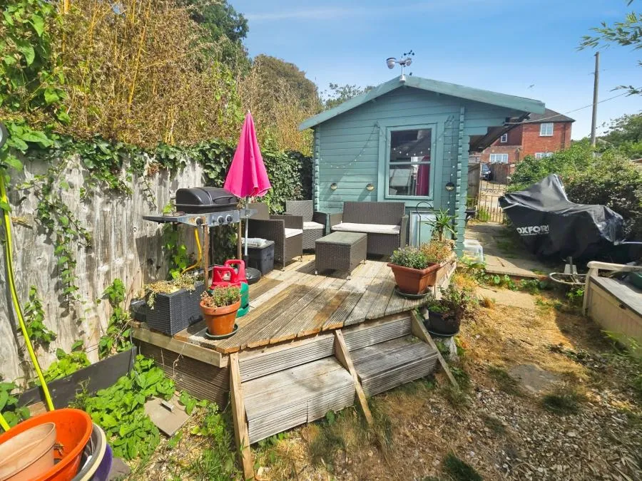 The Broadway, Totland Bay, PO39, photo 12