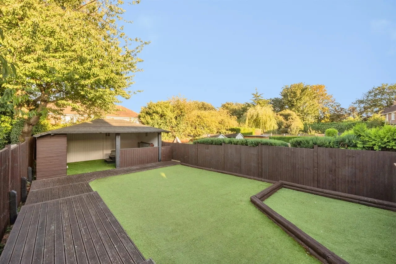 Rowena Drive, Scawsby, DN5, photo 18