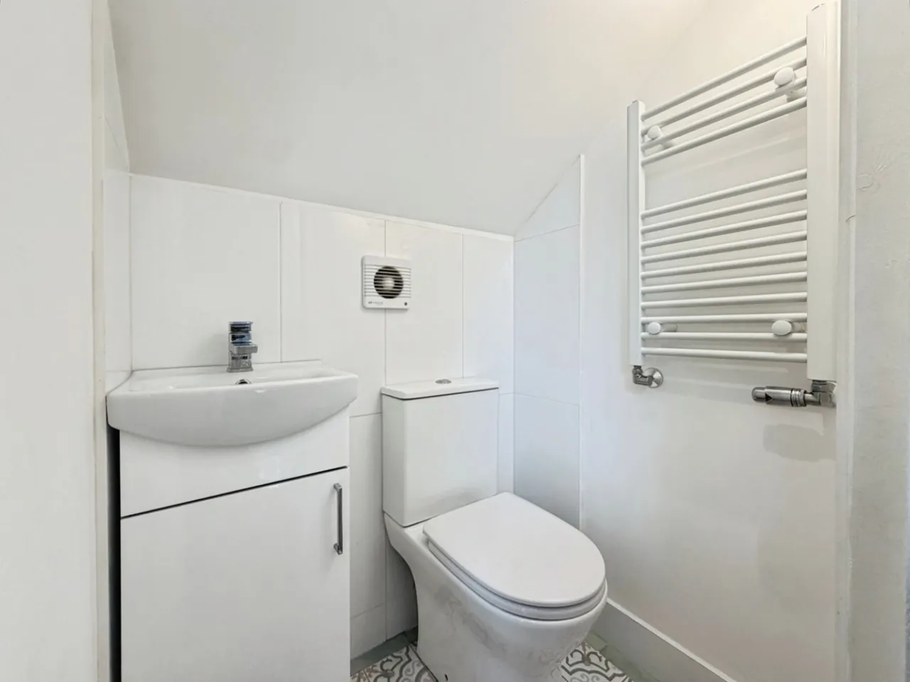 Brunel Close, Hounslow, TW5, photo 10