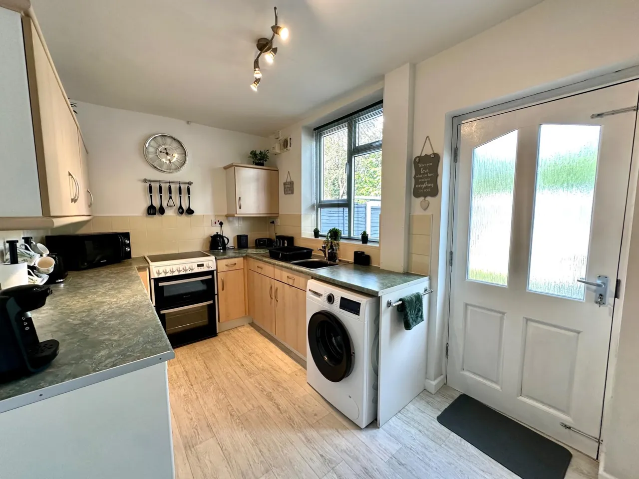 Walton Road, Wednesbury, Wednesbury, WS10, photo 4